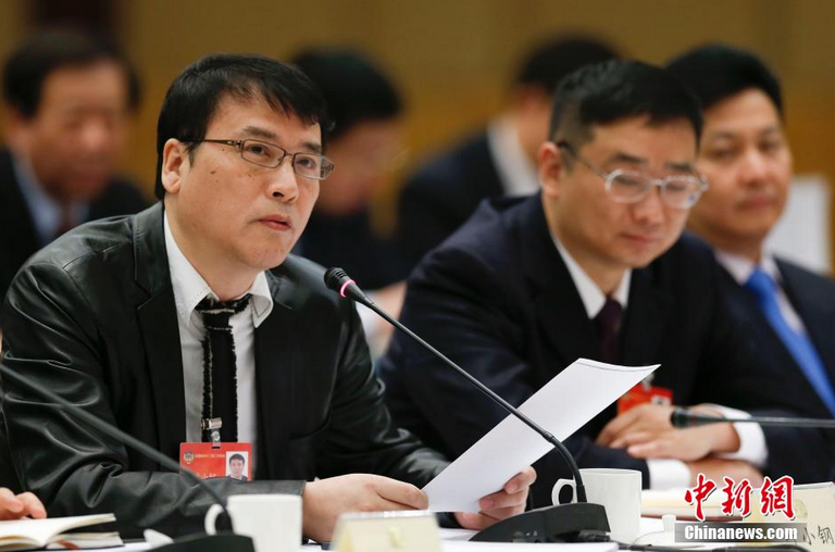 叶小钢：迅速加快高等教育改革进程